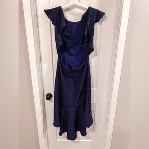 Navy Lulu’s Low-Back/Tie-Back Fitted Midi Dress